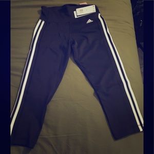 Adidas Cropped Leggings NWT (small)